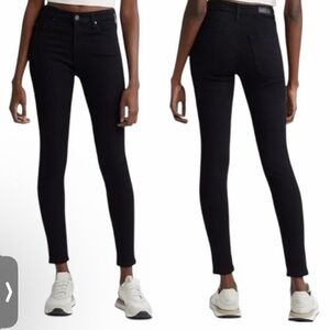 Women's Black Skinny Jeans